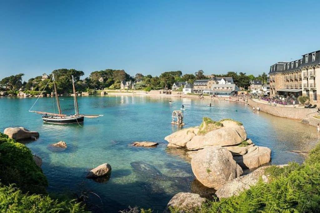 Maison Cote De Granit Rose Avec Spa Perros-Guirec Bagian luar foto