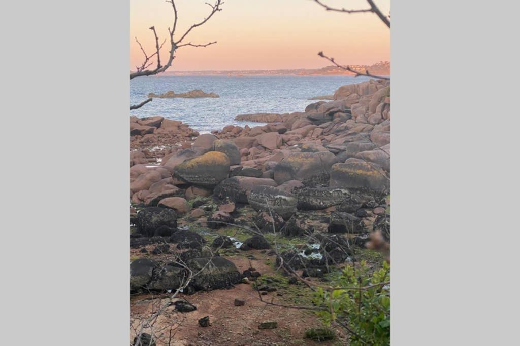 Maison Cote De Granit Rose Avec Spa Perros-Guirec Bagian luar foto